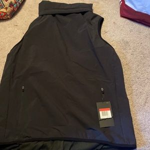 Nike vest